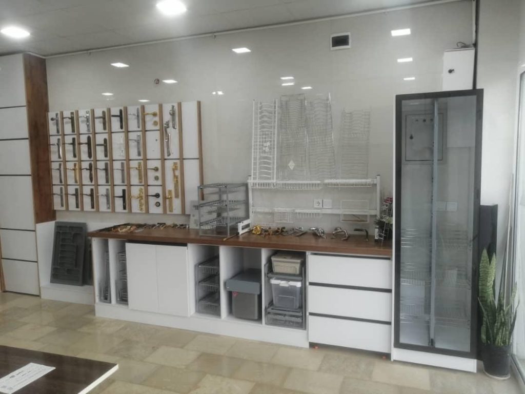 یراق آلات حسن آباد
